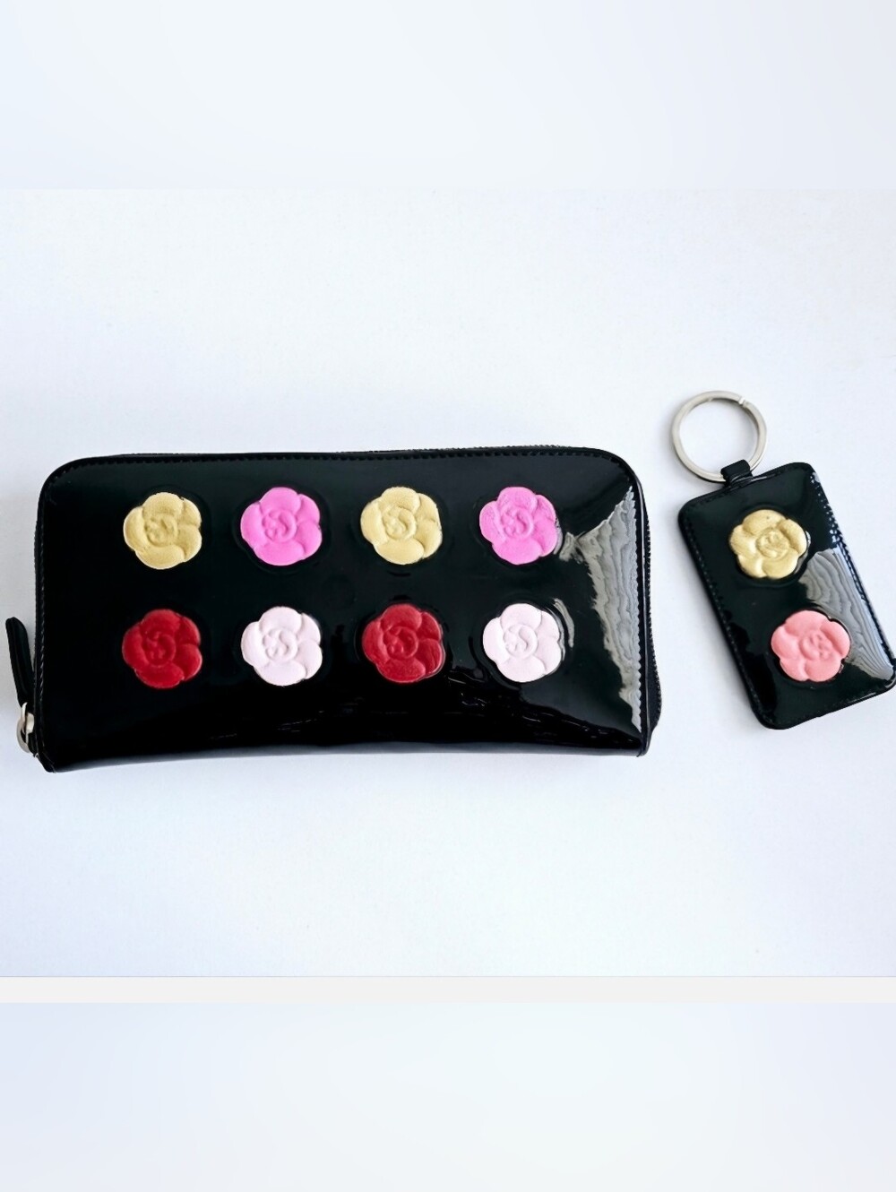 Chanel Black Patent Camellia Yen Bi-fold Zippy Wallet &Key Chain Pouch Charm Set